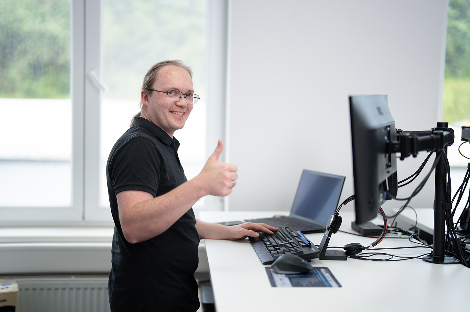 Kontaktieren Sie uns!